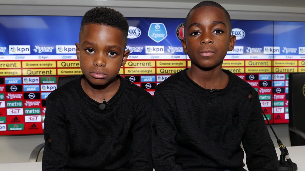 Vader Oosting ziet zoon score openen voor PEC • Oranje-voetbalsters oefenen in Portugal