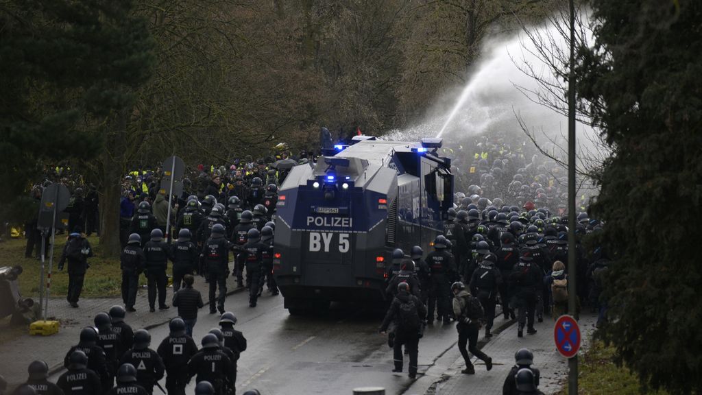 Foto: Protest in Duitsland bij oprichting nieuwe jongerenafdeling radicaal-rechtse AfD 