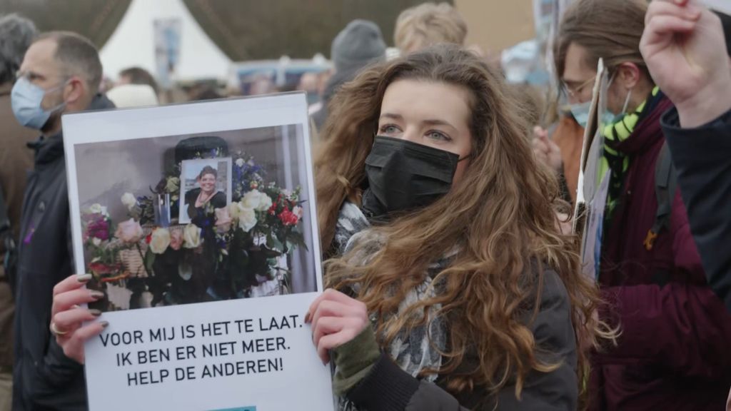 Post-acuut infectiesyndroom: 'Voor mijn moeder is het te laat, maar hopelijk kunnen we anderen helpe