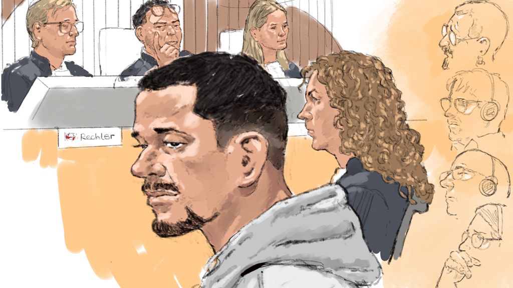 Foto: 20 jaar cel en tbs geëist tegen verdachte dodelijke mesaanval Erasmusbrug