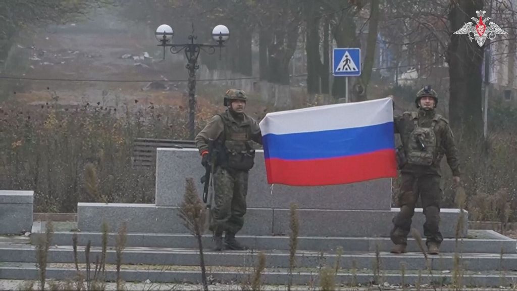 Foto: Rusland claimt zege in Pokrovsk, maar 'timing is niet toevallig'