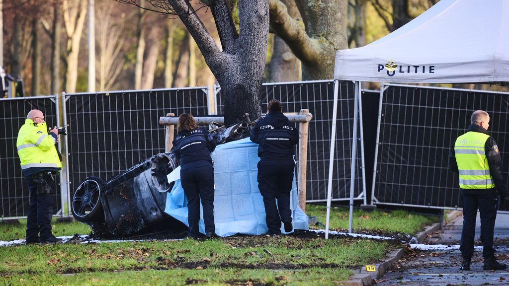 Foto: Twee vrouwen en man omgekomen bij crash tijdens politieachtervolging in Den Haag 