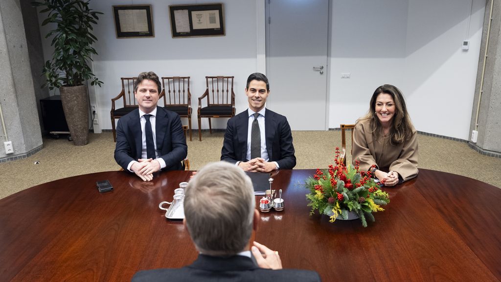 Kamer debatteert over eindadvies Buma • Rianne Letschert voorgesteld als nieuwe informateur Kamer debatteert over eindadvies Buma • Rianne Letschert voorgesteld als nieuwe informateur