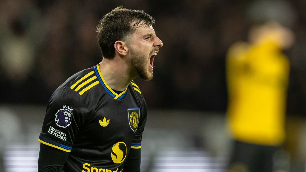 Manchester United nadert Champions League-plekken met zege op noodlijdend Wolves