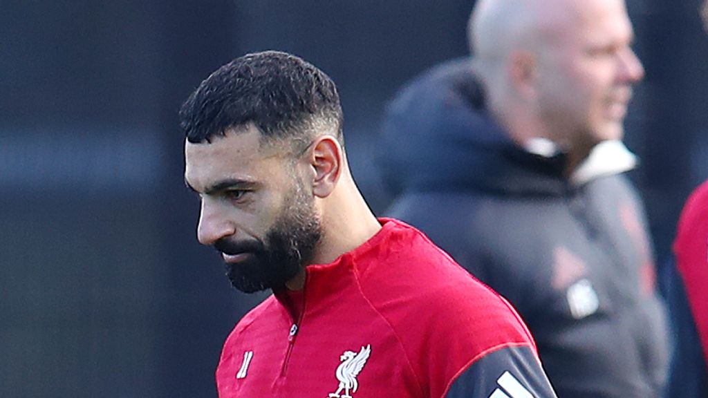 Slot in conflict met clublegende Salah: 'Goed dat de trainer zijn poot stijf houdt'