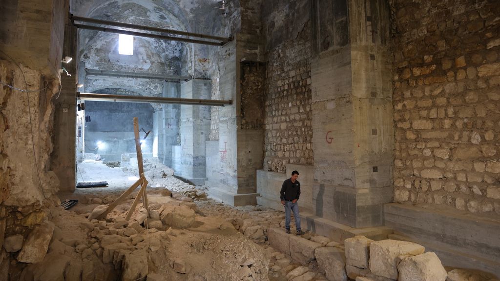 Foto: Archeologen graven ruim 2100 jaar oud stuk stadsmuur op: 'Magie van Jeruzalem'
