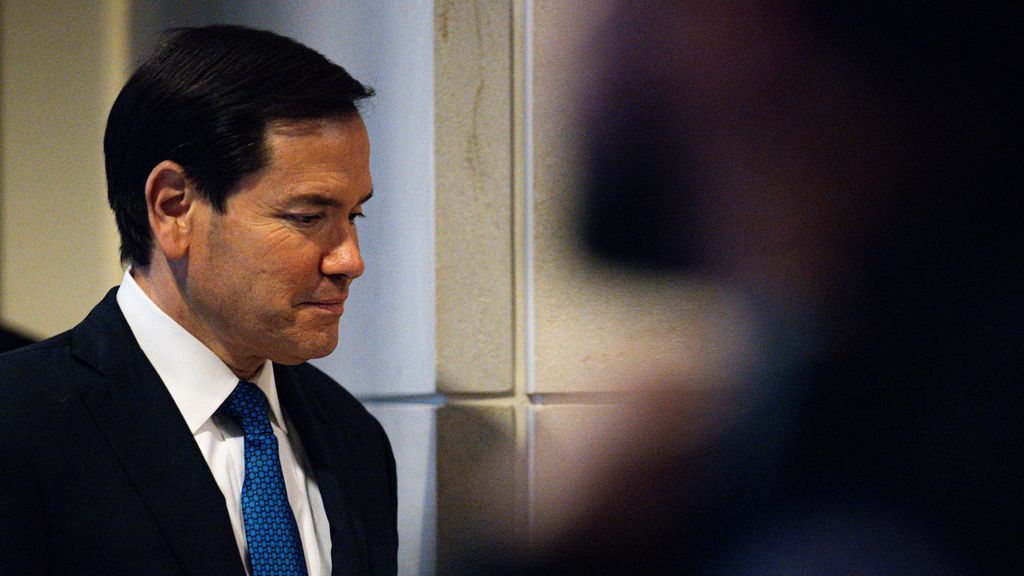 Foto: Rubio wil Times New Roman terug, lettertype Nederlander 'te woke'