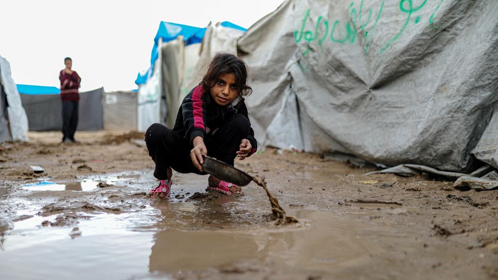 Foto: Noodweer treft inwoners Gazastrook: overstromingen en ingestorte tenten