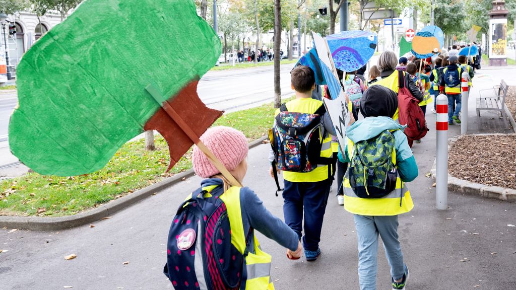 Foto: Oostenrijks parlement stemt in met hoofddoekverbod voor meisjes op school