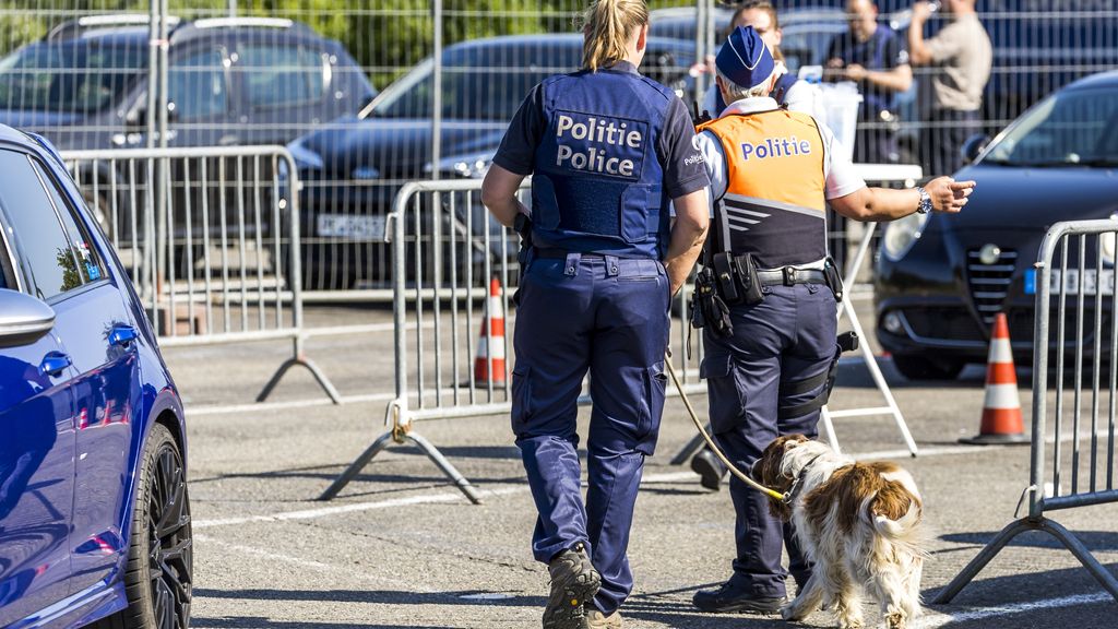 Foto: '1 op de 3 federale Belgische politieagenten ervaart corruptie en inmenging'