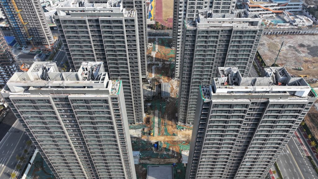 Foto: China's laatste 'veilige' vastgoedreus in de problemen