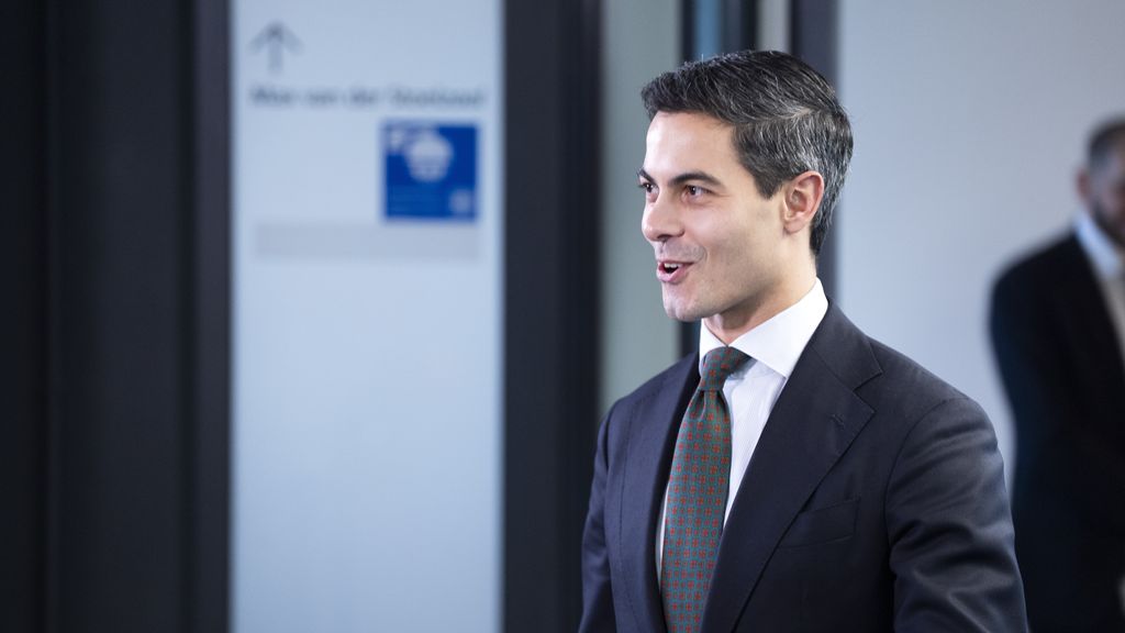 D66, VVD en CDA praten vandaag over financiën • Sfeer op De Zwaluwenberg 'heel fijn'