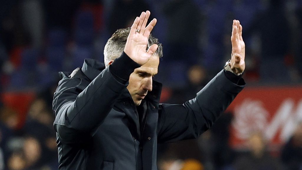 Van Persie snapt woede Feyenoordfans na bekerdeceptie, maar: 'Ik blijf strijdbaar'