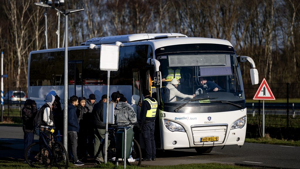 COA moet nareizigers verplaatsen naar hotel in bestemmingsgemeente
