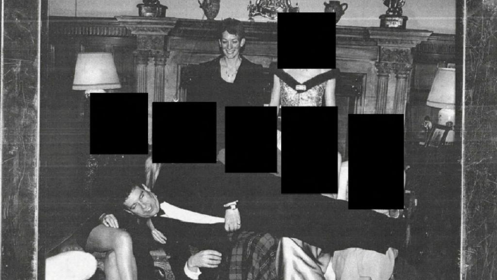 Foto: Congresleden VS woedend over gedeeltelijke vrijgave Epstein-documenten