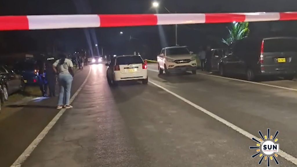 Foto: Man in Suriname steekt negen mensen dood, onder wie vijf kinderen