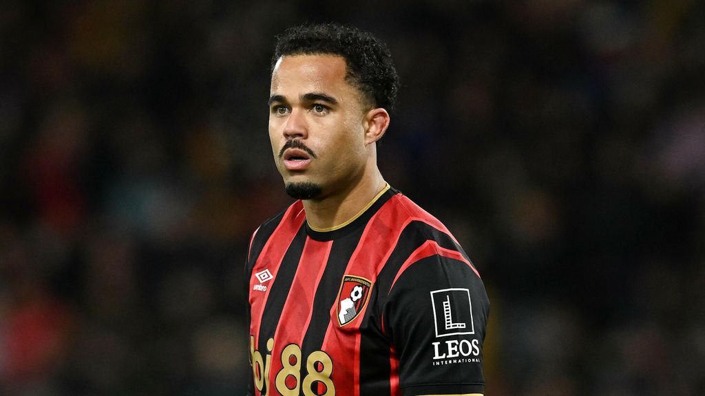 Oranje-international Kluivert uit de roulatie na operatie aan knie