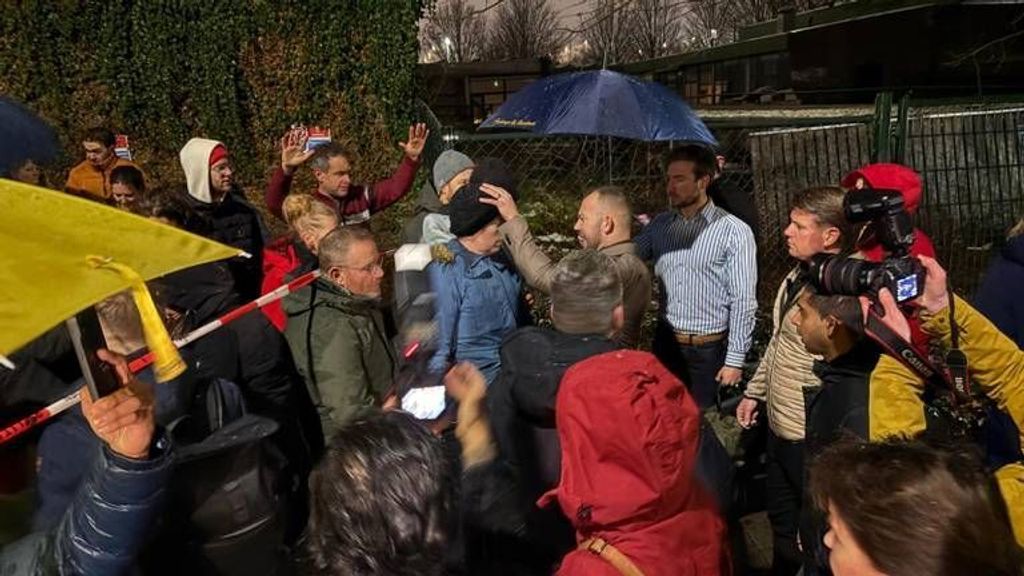 Foto: Omstreden gebedsgenezer op straat gearresteerd in Tilburg