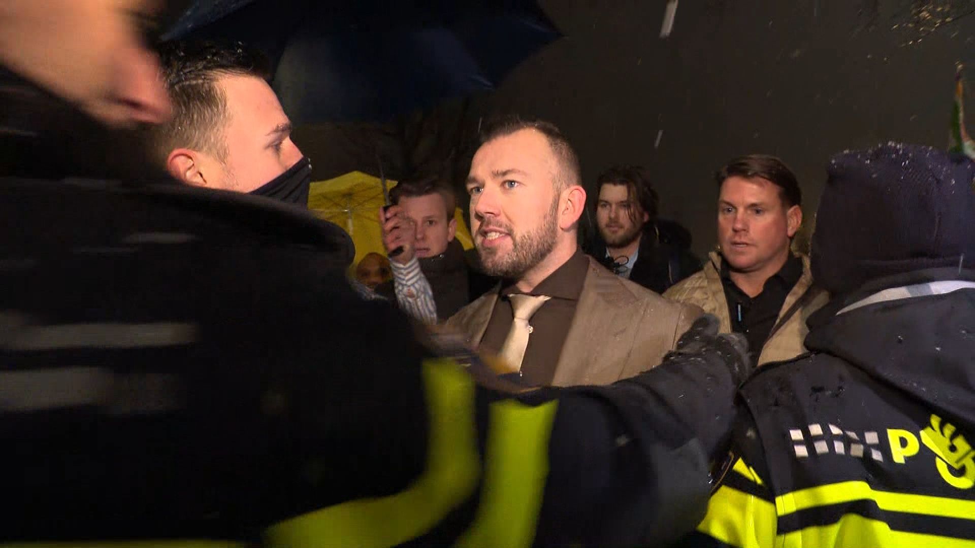 Evangelist Tom de Wal gearresteerd tijdens interview 