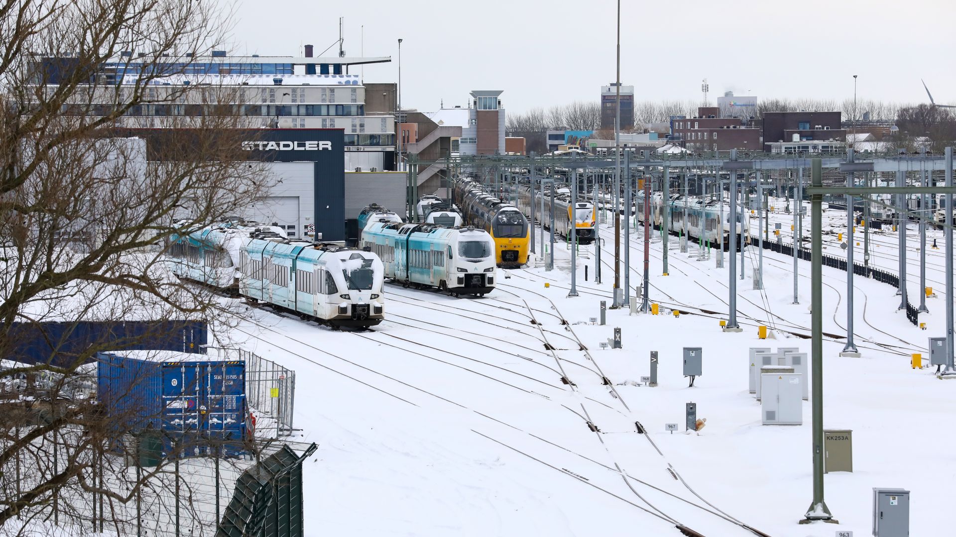 Spoorproblemen houden aan in het noorden • Extra bedden voor dak- en thuislozen