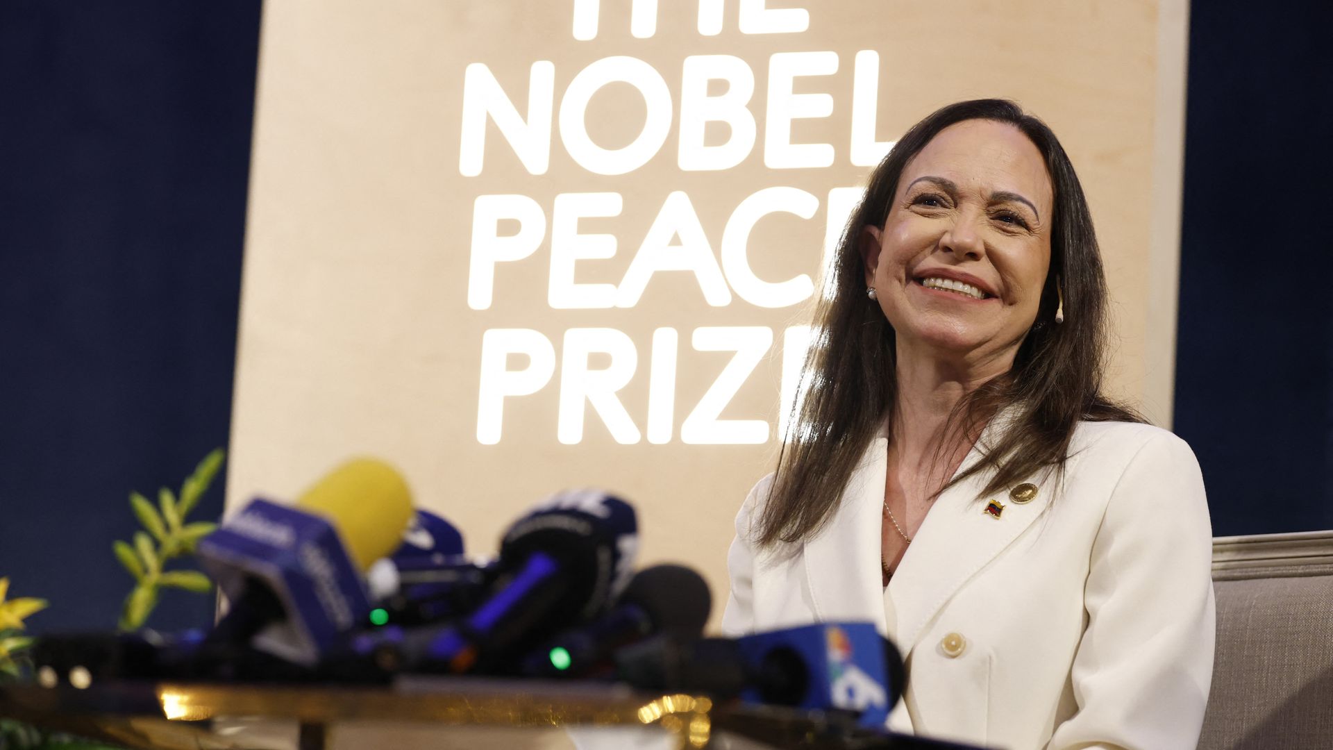 Nobelcomité na aanbod Machado aan Trump: vredesprijs kan niet worden gedeeld 