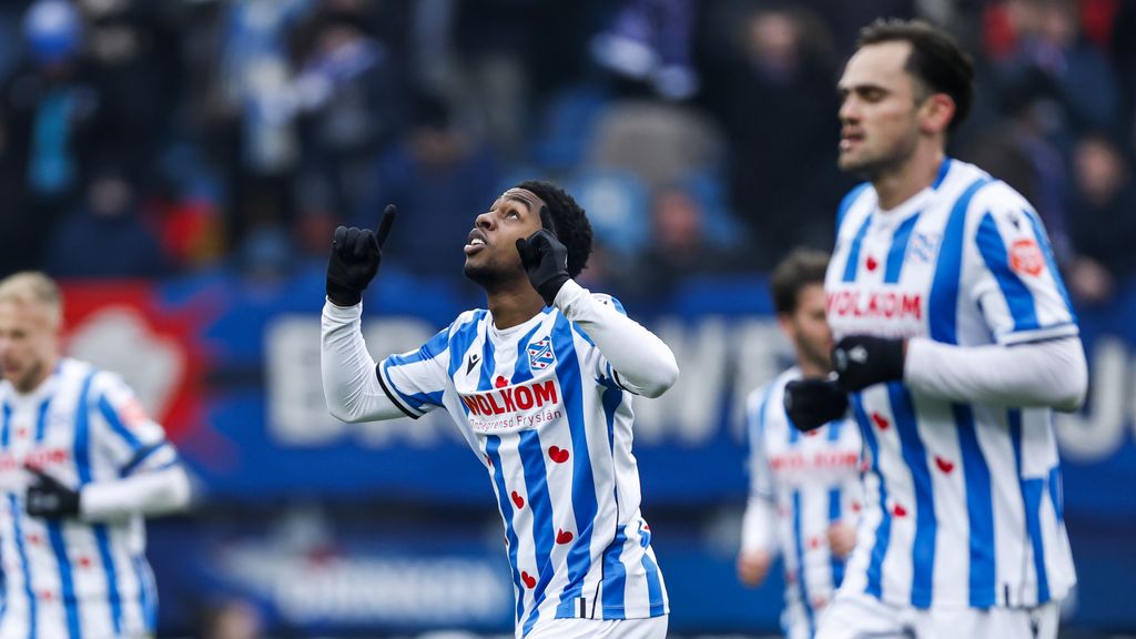 Van Axel Dongen bezorgt Feyenoord bij herstart eredivisie opnieuw koude douche