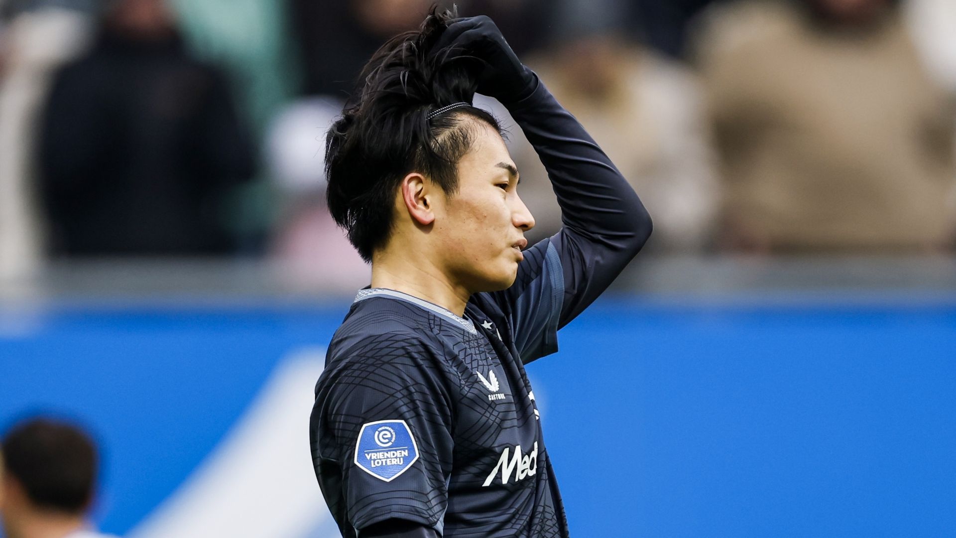 Koude douche Feyenoord bij herstart eredivisie door late gelijkmaker Heerenveen