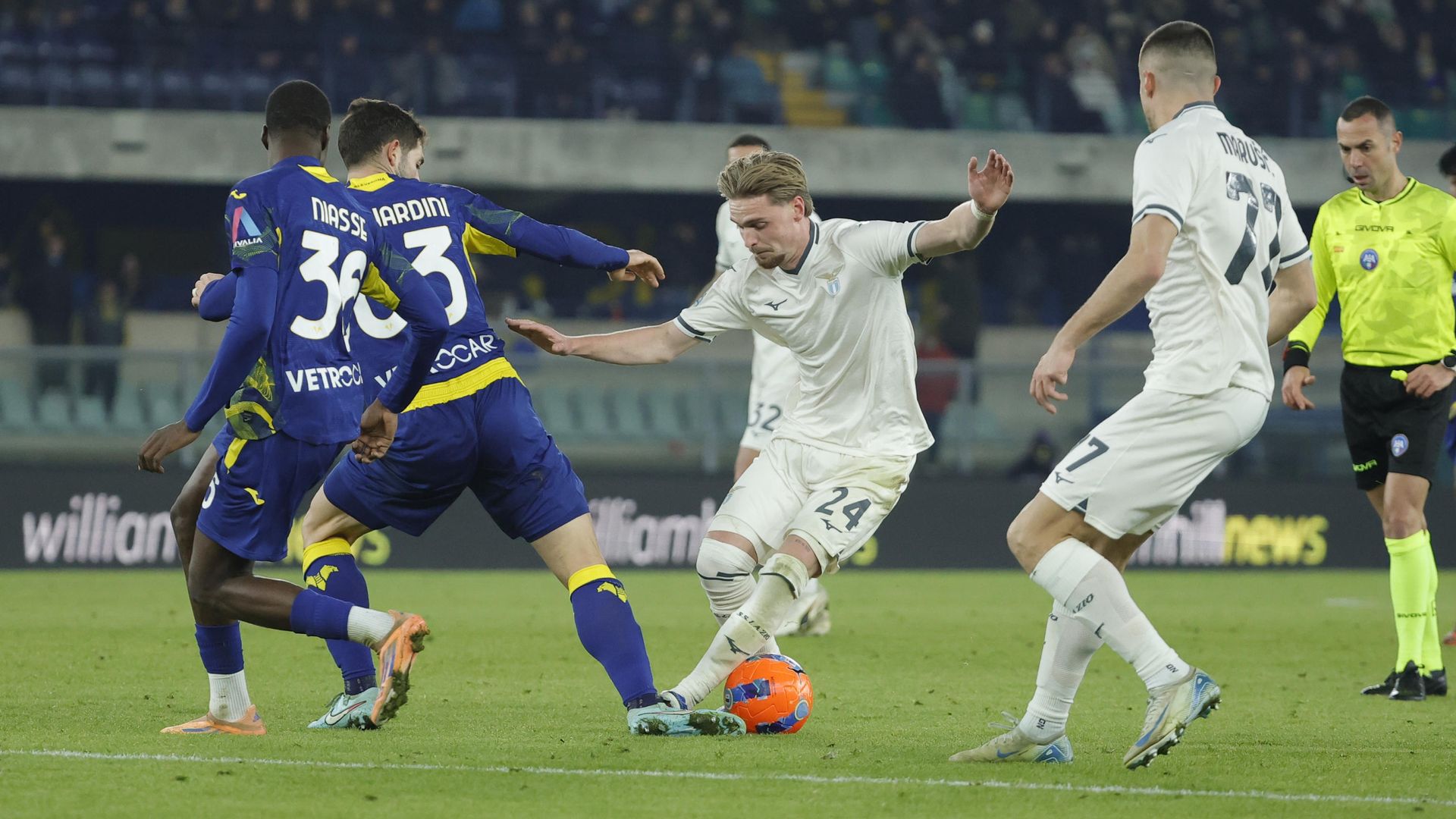 Met aanwinst Taylor bijna hele wedstrijd op het veld wint Lazio bij Verona