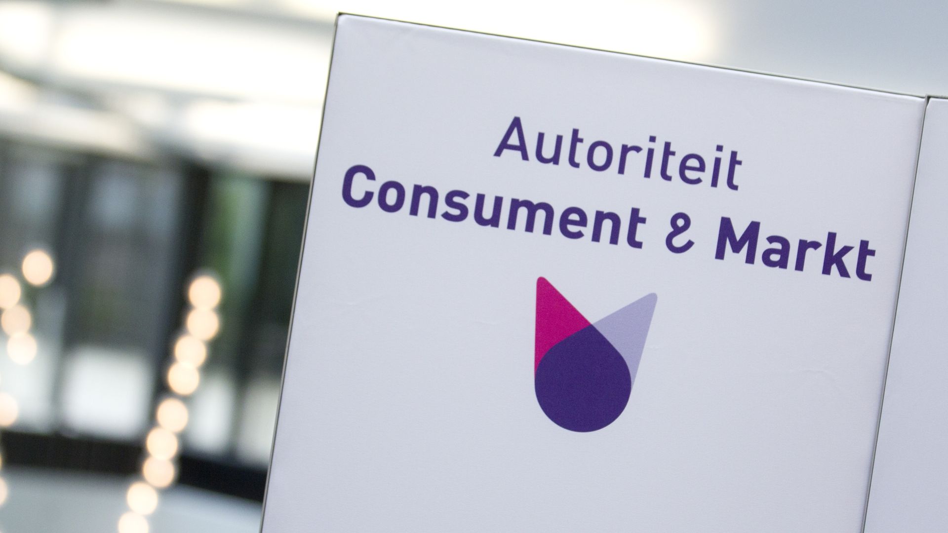 ACM onderzoekt prijzen van vier leveranciers van stadswarmte