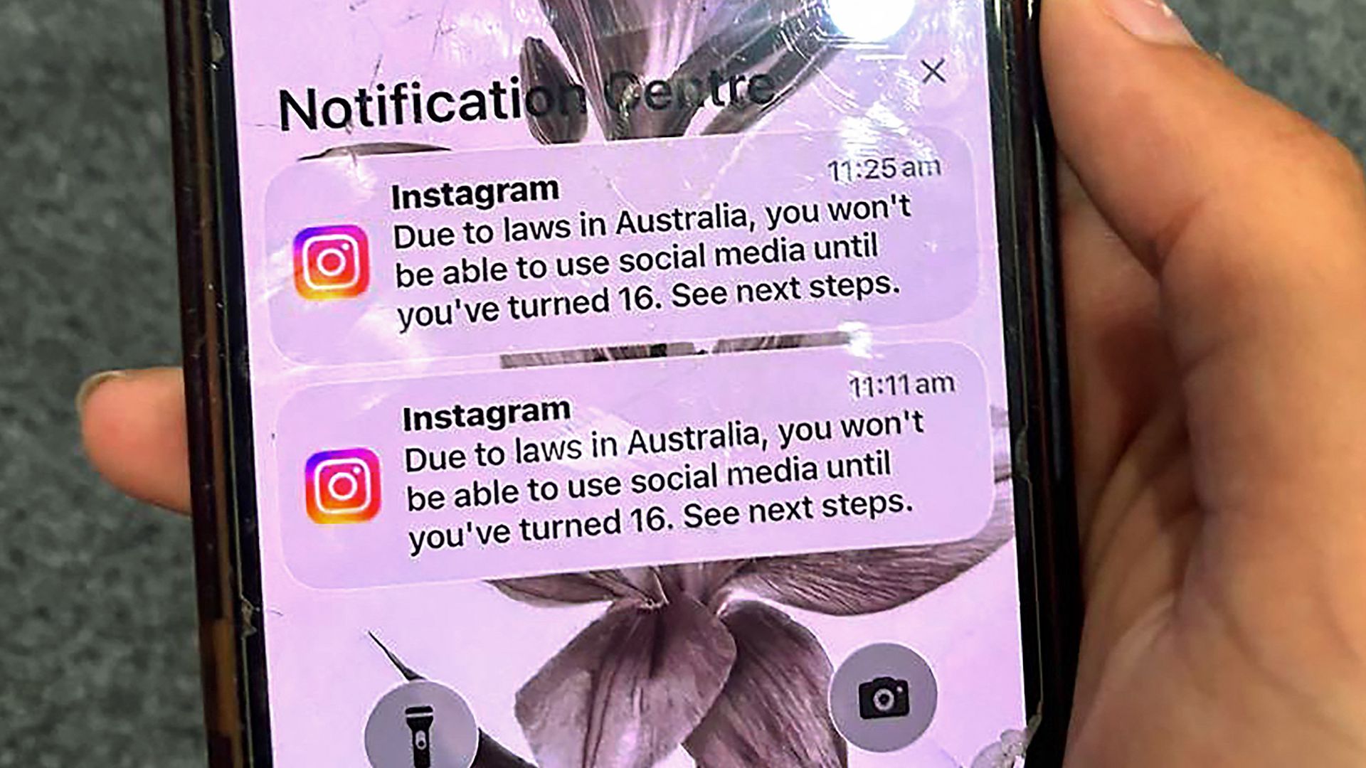 Maand na ingaan verbod 4,7 miljoen socialmedia-accounts offline gehaald in Australië 