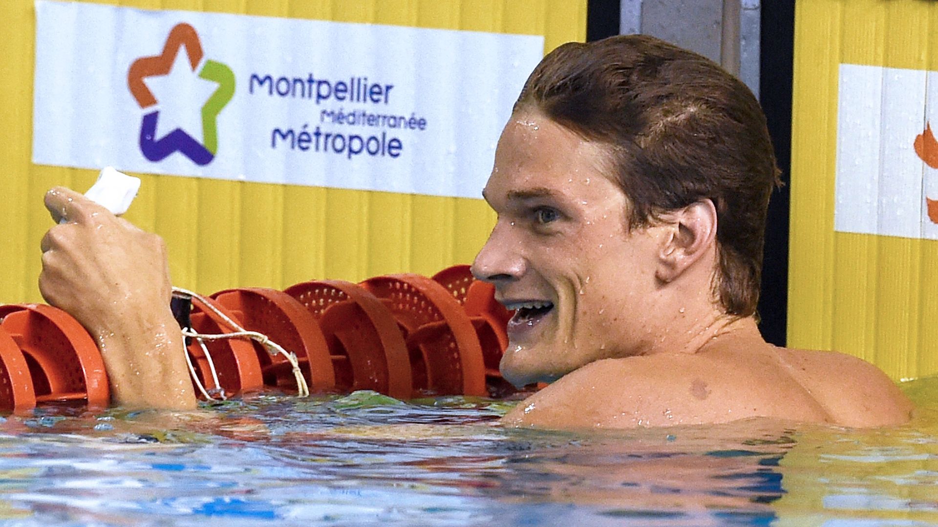 Oud-zwemkampioen Agnel voor rechter voor vermeende verkrachting 13-jarige dochter coach