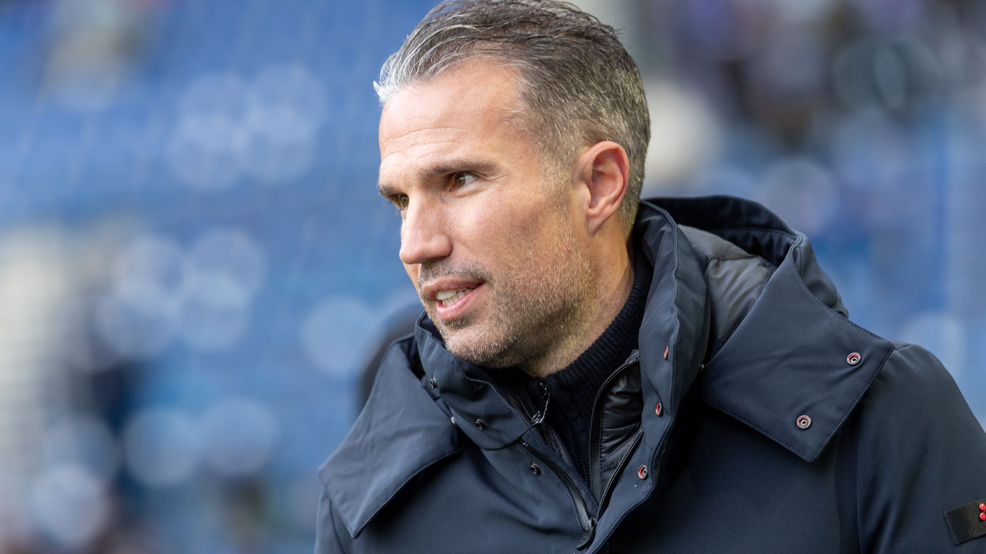 Van Persie getergd na vragen over wekenlange blessure Read