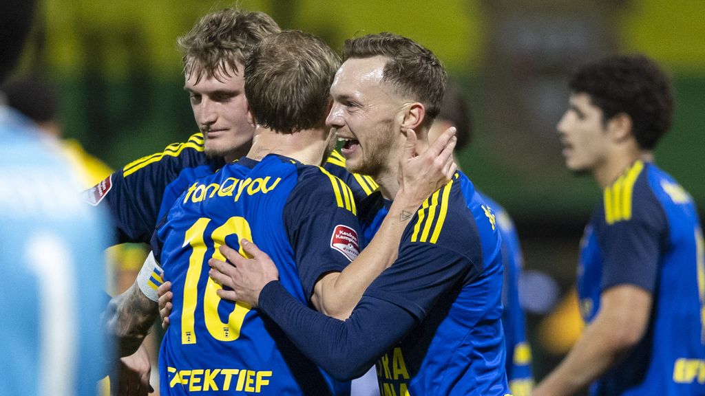 Cambuur wint bij ADO Den Haag en brengt titelrace eerste divisie weer tot leven