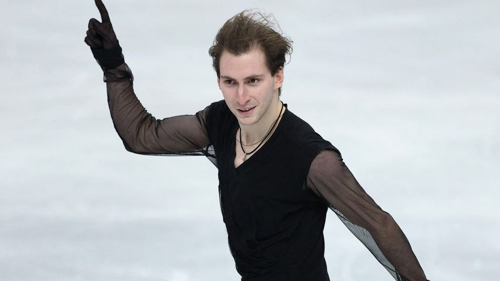 Kunstrijder Egadze pakt als eerste Georgiër Europese titel, ook goud Frans ijsdansduo