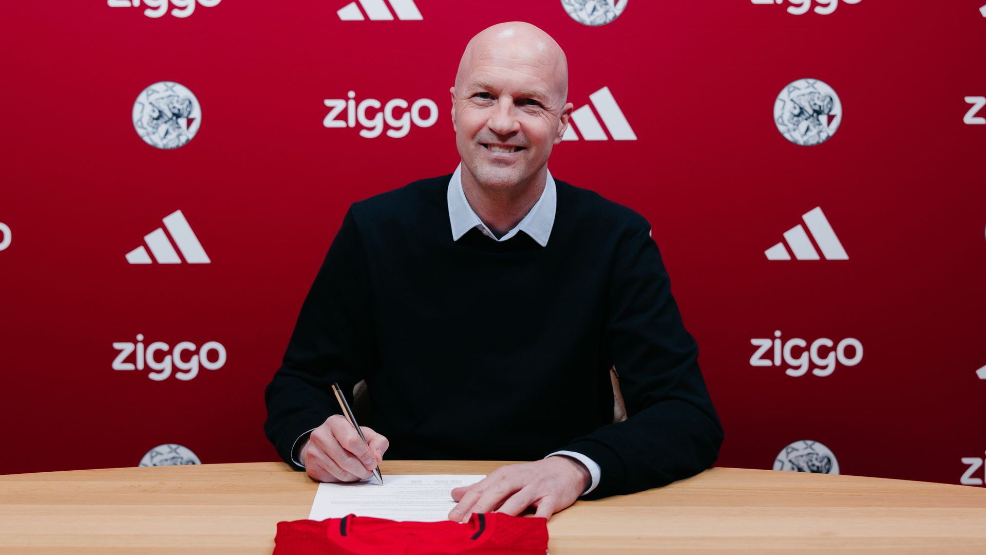 Handtekening gezet: Jordi Cruijff tot medio 2028 technisch directeur Ajax
