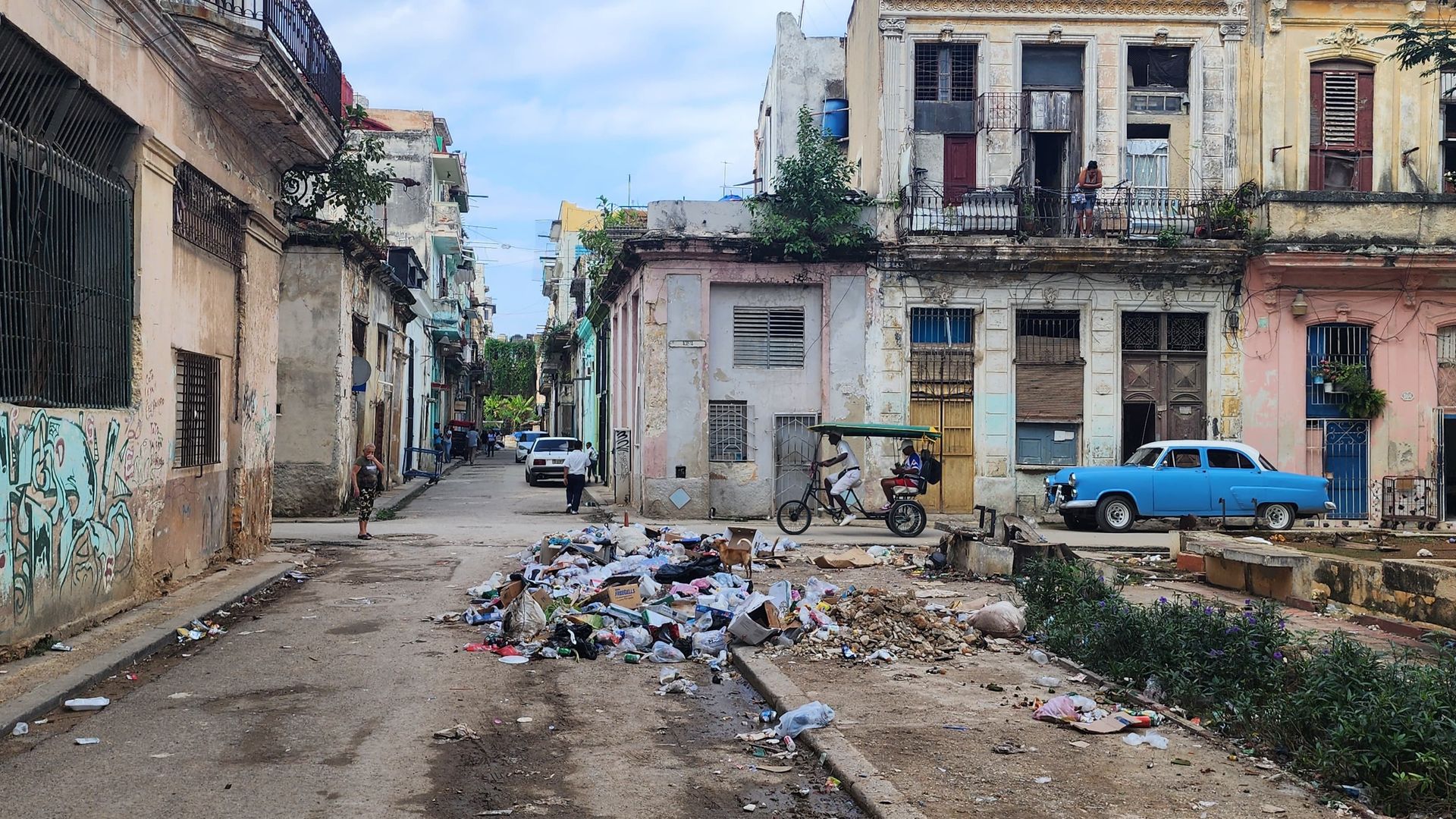 Cuba beeft onder de dreiging van VS, terwijl economie op instorten staat