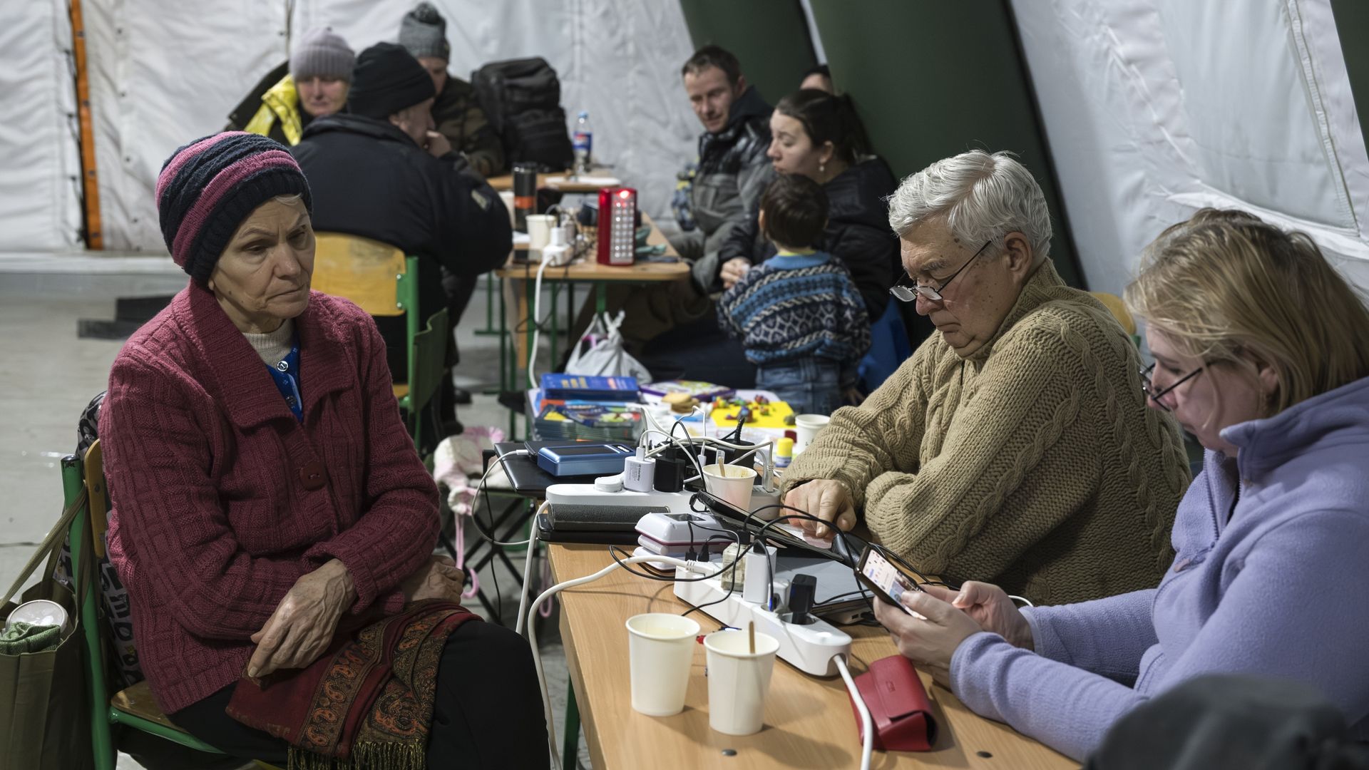 Twee doden door droneaanvallen in Oekraïne, Zelensky vraagt om bescherming