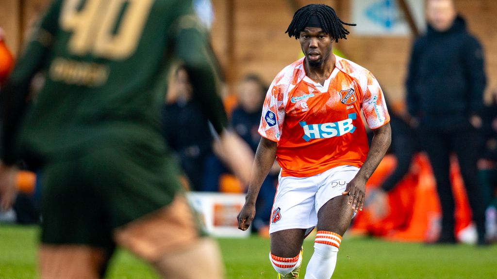 Volendam snel op voorsprong tegen Utrecht • Heracles - Twente moet nog ontbranden