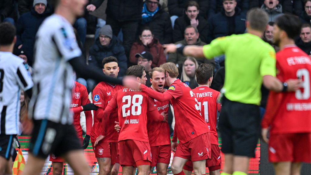 Ueda niet bij selectie Feyenoord • Twente op 0-1 bij Heracles, Utrecht doet wat terug