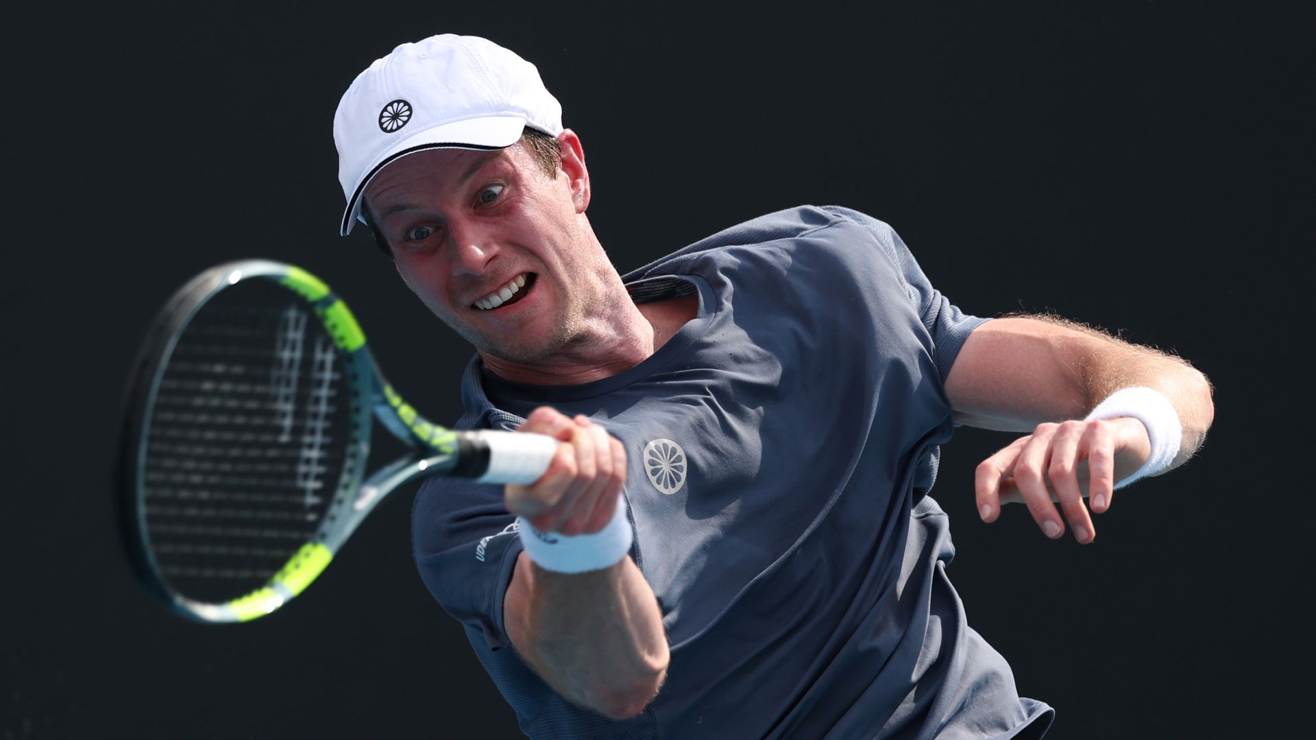 Van de Zandschulp klopt Nakashima in eerste ronde Australian Open, De Jong verliest