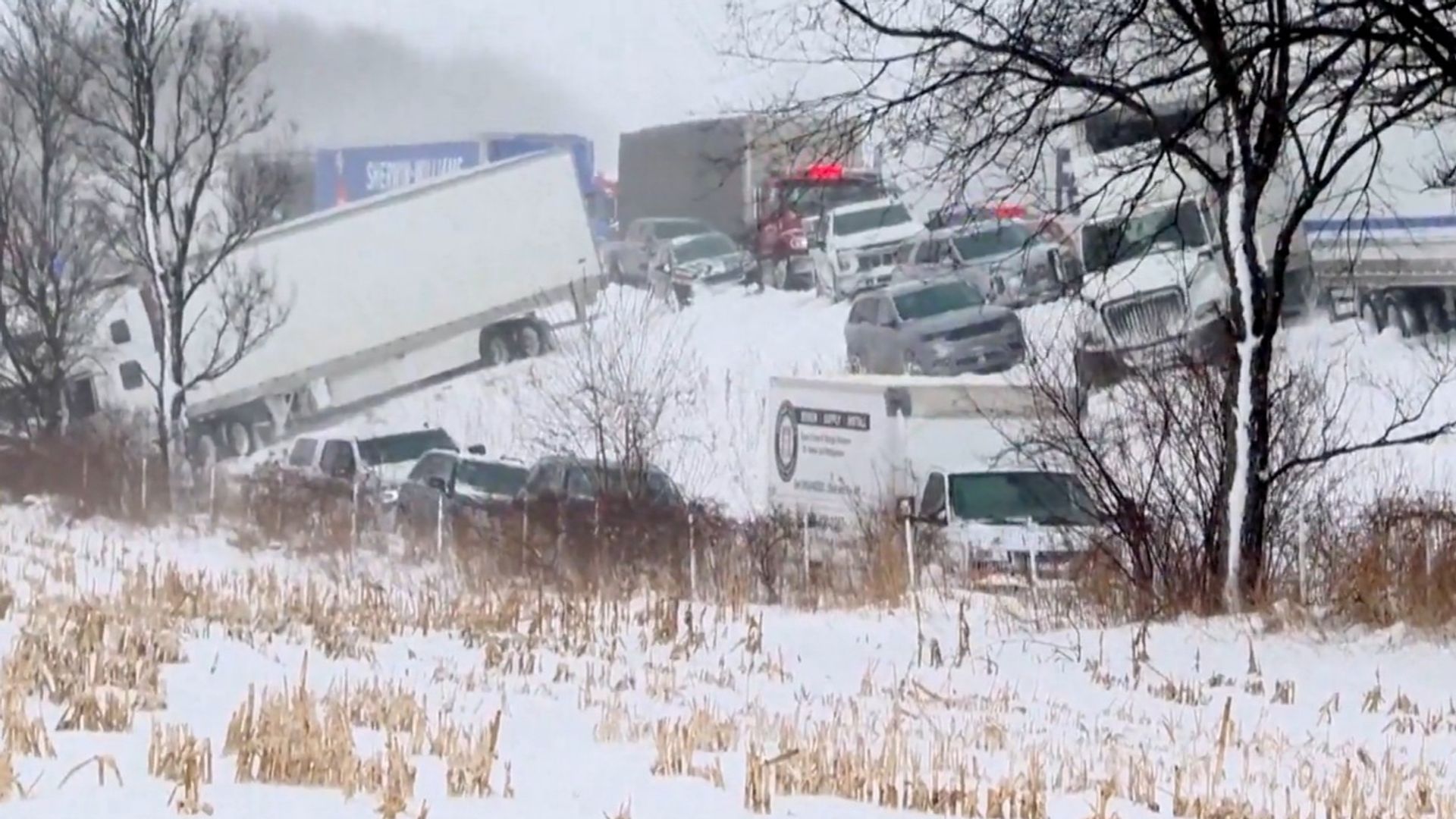 Kettingbotsing met ruim 100 voertuigen op Amerikaanse snelweg