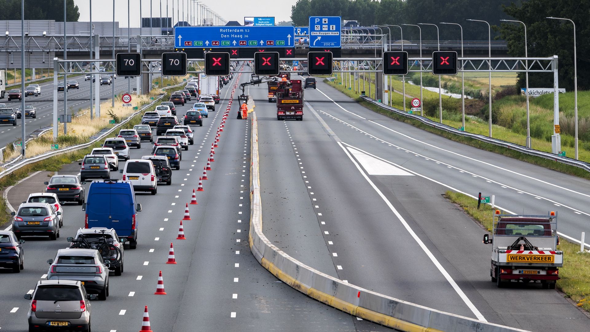 Den Haag filehoofdstad van Nederland, vooral door avondspits