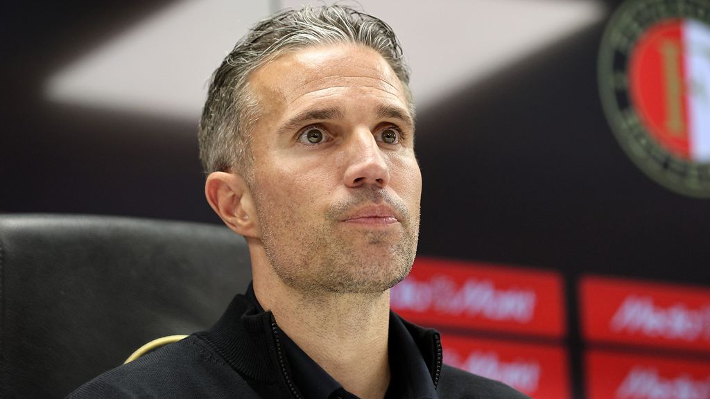 Van Persie 'strijdbaarder dan ooit' na uitgebreid gesprek met selectie