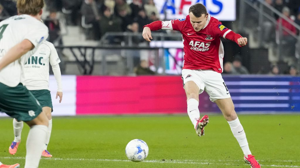 Trainerswissel baat AZ nog niet: gelijkspel tegen Excelsior in inhaalduel