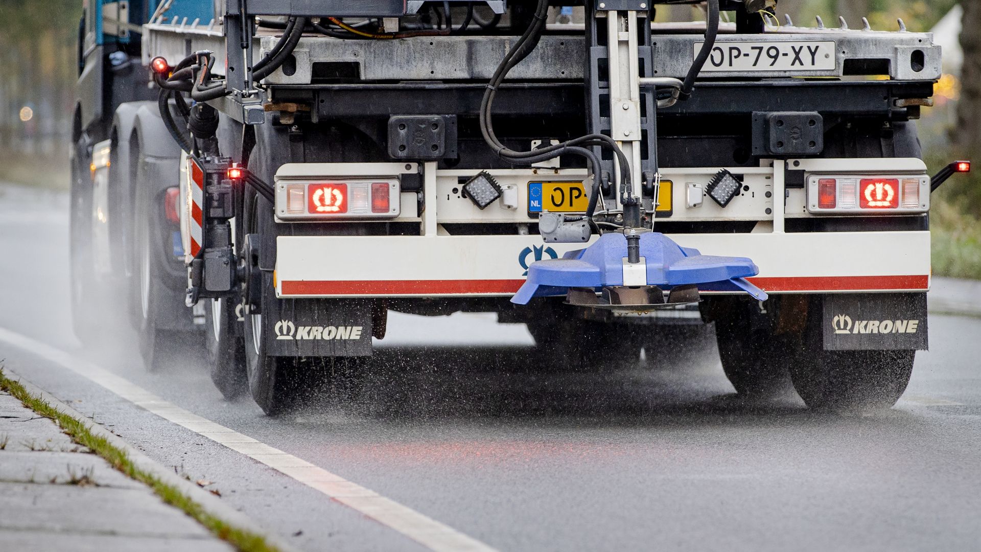 Komende nacht code oranje in noorden vanwege gladheid door ijzel
