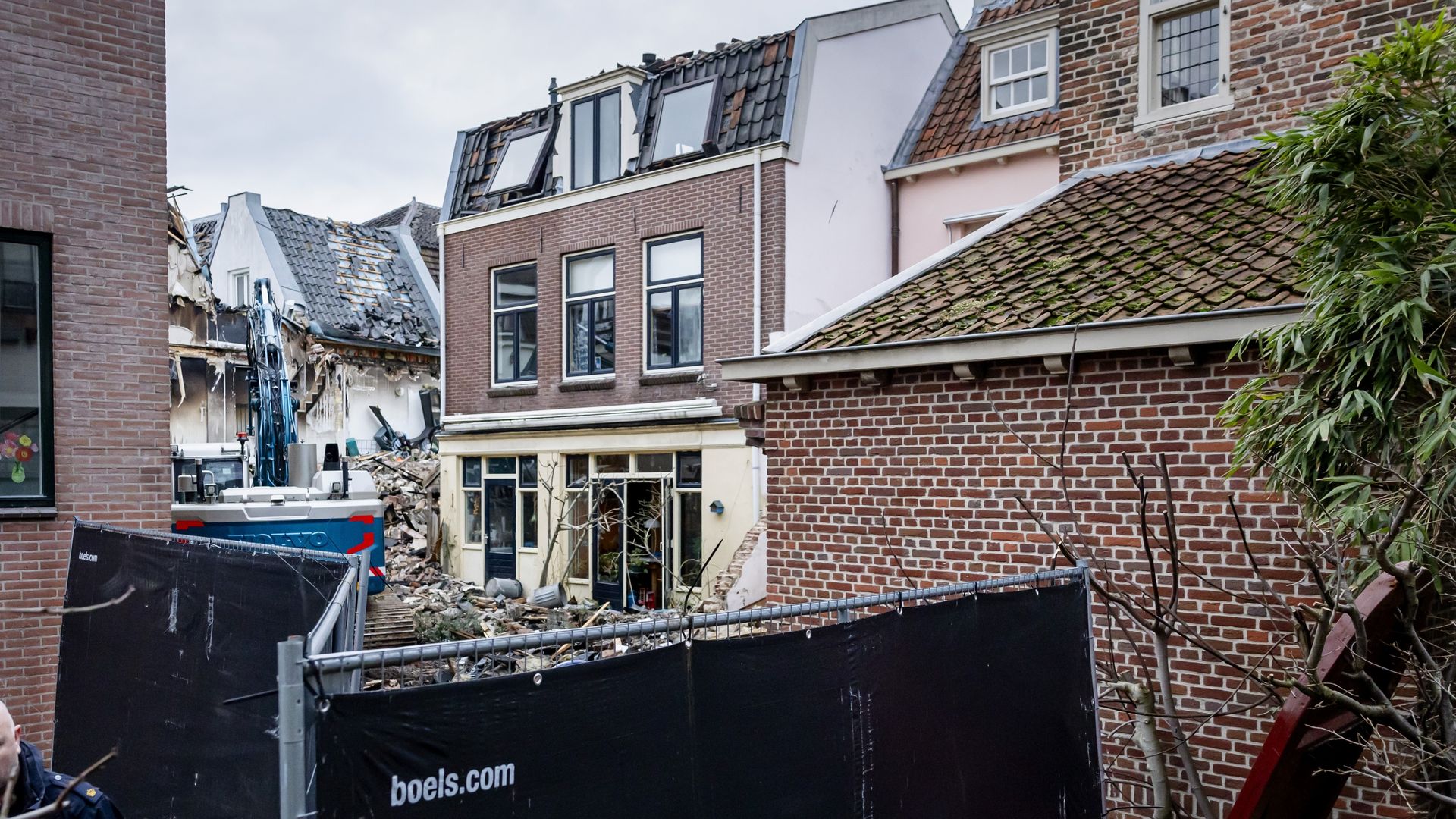 Twintig bewoners nog niet thuis na explosie Utrecht, duurt mogelijk maanden