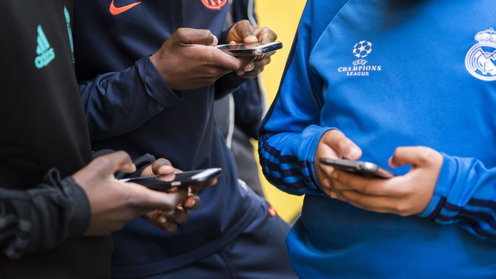 Foto: Steun voor socialemediaverbod voor jongeren groeit, vooral onder gen Z