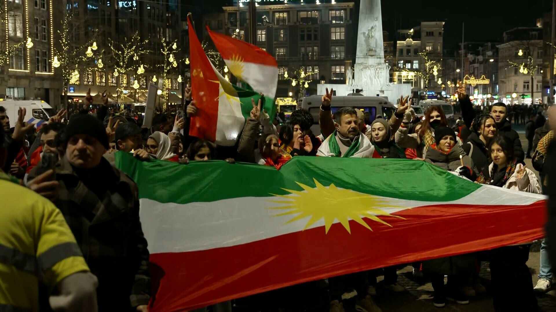 Koerden protesteren in Amsterdam: 'We willen onze rechten!'