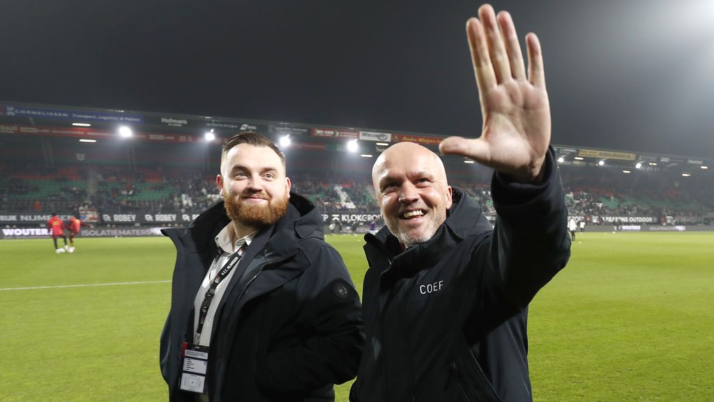 Fenomenale goal Namli helpt PEC aan voorsprong • Saibari terug in basiself van PSV