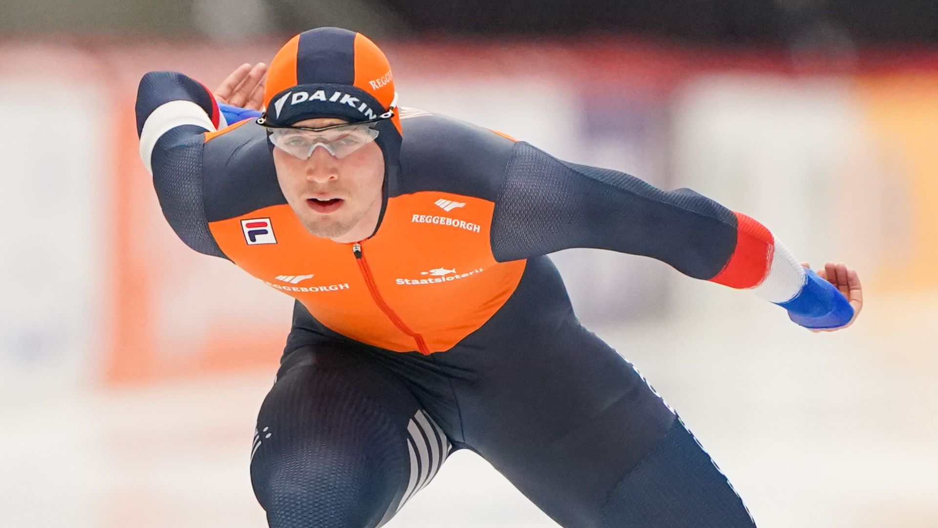 De Boo grijpt ook op tweede 500 meter naast medailles, Zurek klopt Stolz opnieuw